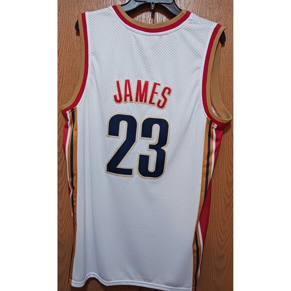 LeBron James (Mitchell/Ness)-(Cavs)-(Jersey)-(White)-(New Condition)-(XL)-$100 - Picture 5 of 11
